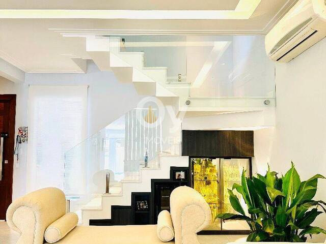 Casa para Venda em São José dos Campos - 2