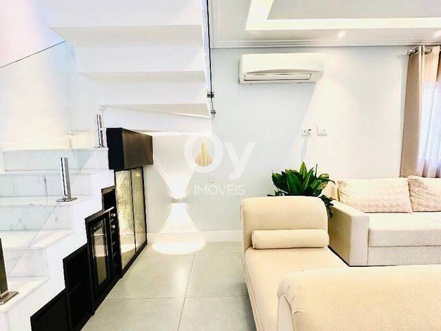 Casa para Venda em São José dos Campos - 4