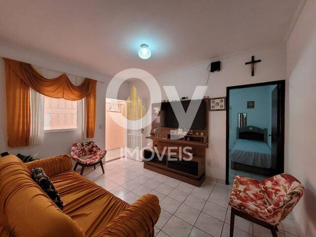 Casa para Venda em São José dos Campos - 4