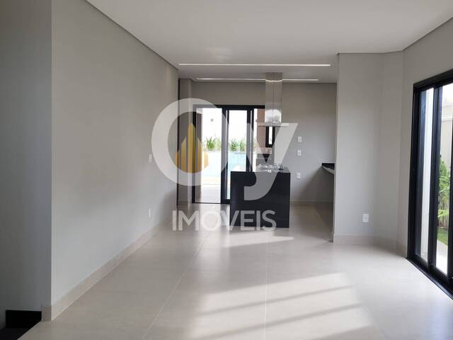 #572 - Casa para Venda em São José dos Campos - SP - 1