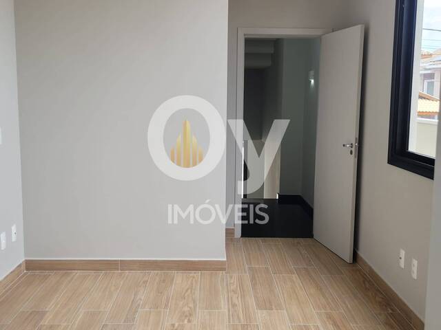 Casa para Venda em São José dos Campos - 5