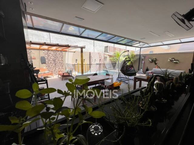 #581 - Casa para Venda em Jacareí - SP