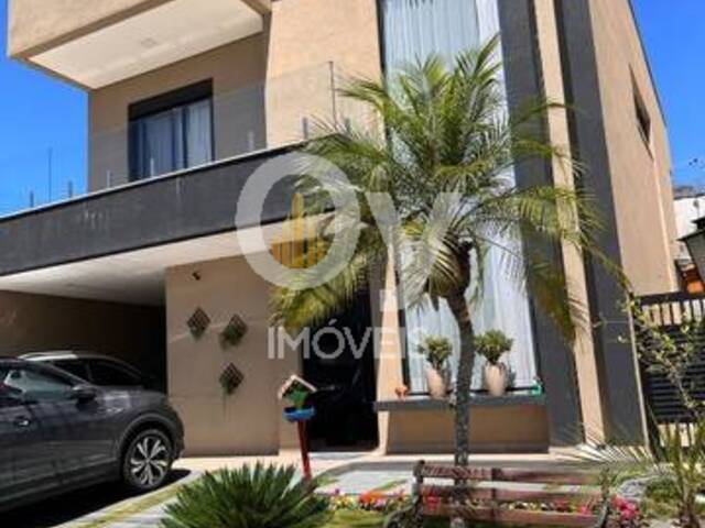 #581 - Casa para Venda em Jacareí - SP