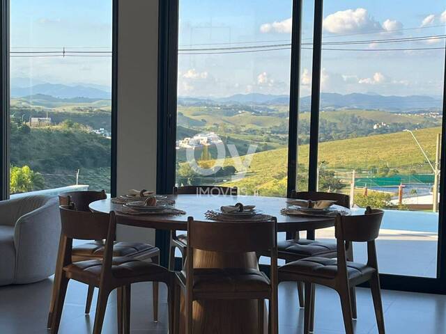 Sobrado para Venda em São José dos Campos - 4