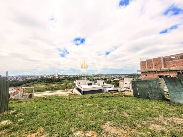 Terreno para Venda em São José dos Campos - 4