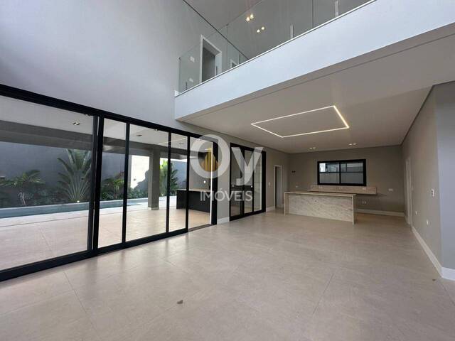 #636 - Sobrado para Venda em São José dos Campos - SP - 3