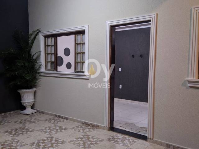 #661 - Casa para Venda em Jacareí - SP - 2