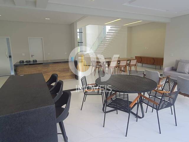 Casa para Venda em São José dos Campos - 4