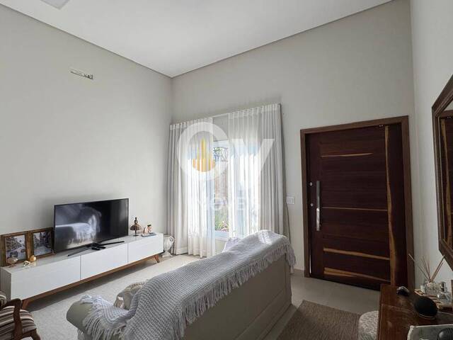 Casa para Venda em São José dos Campos - 4