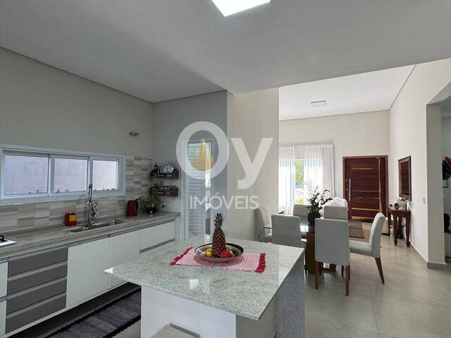 Casa para Venda em São José dos Campos - 5