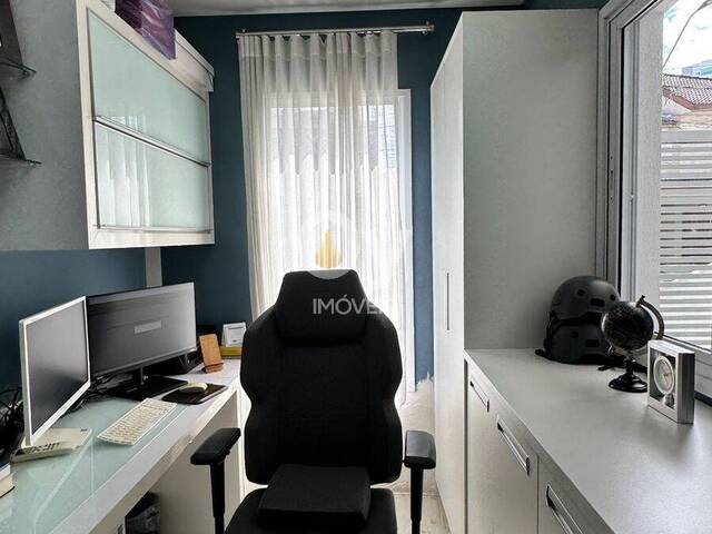 Sobrado para Venda em Jacareí - 5