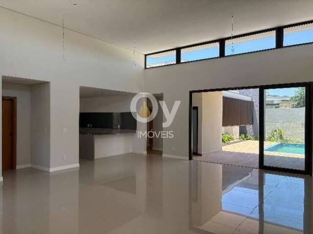 Casa para Venda em São José dos Campos - 5