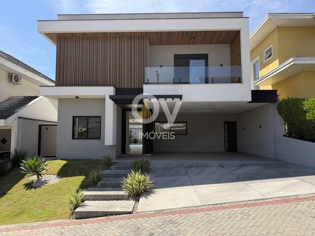 Casa para Venda em São José dos Campos - 2