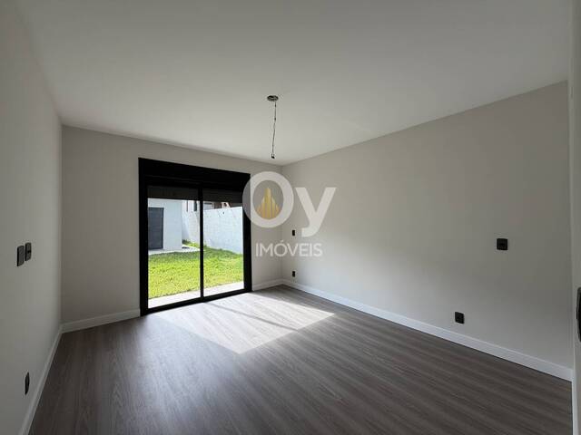 Casa para Venda em São José dos Campos - 5