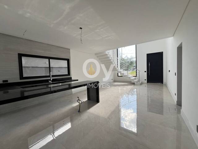 Casa para Venda em São José dos Campos - 3