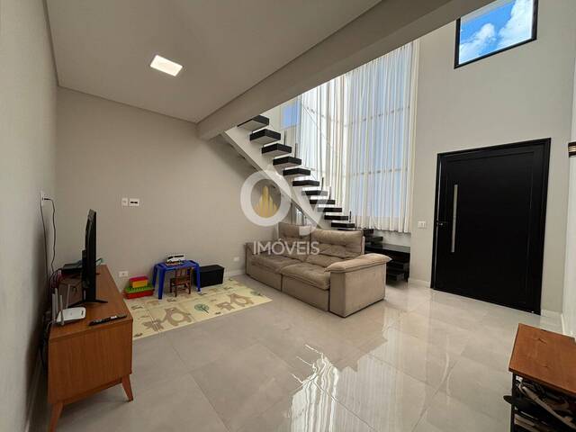 Casa para Venda em São José dos Campos - 4