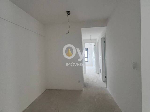Apartamento para Venda em São José dos Campos - 2