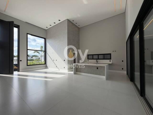 Casa para Venda em São José dos Campos - 3