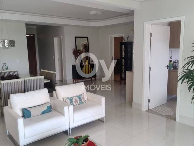 Sobrado para Venda em São José dos Campos - 4