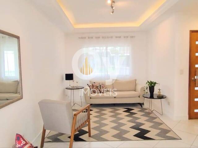 Casa para Venda em São José dos Campos - 2