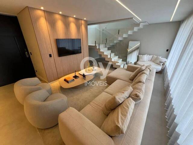 Casa para Venda em São José dos Campos - 3