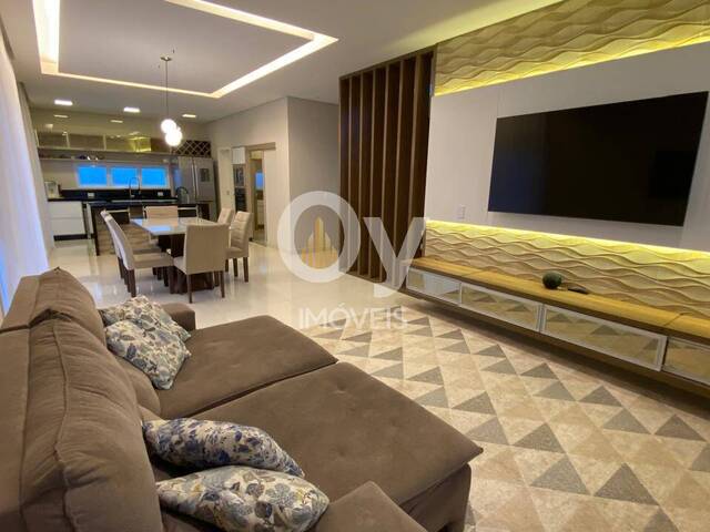 Casa para Venda em São José dos Campos - 2