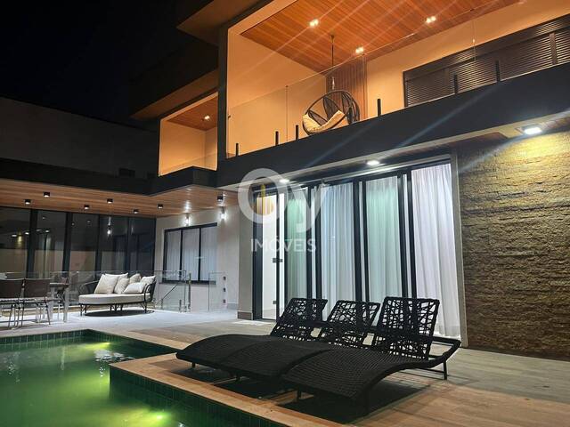 Casa para Venda em São José dos Campos - 3