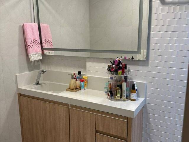 Apartamento para Venda em São José dos Campos - 4