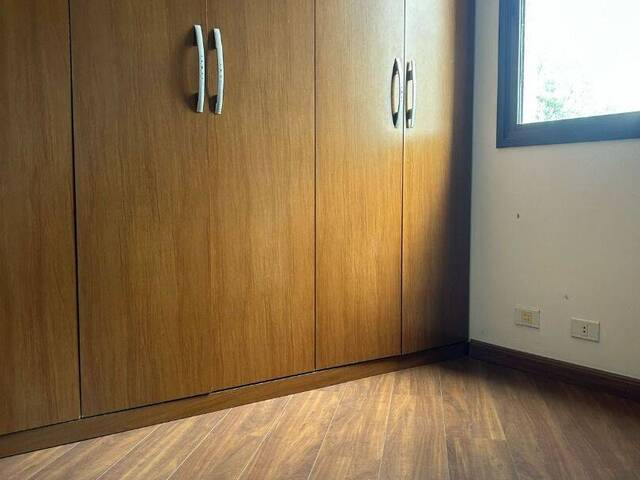 Apartamento para Venda em São José dos Campos - 4