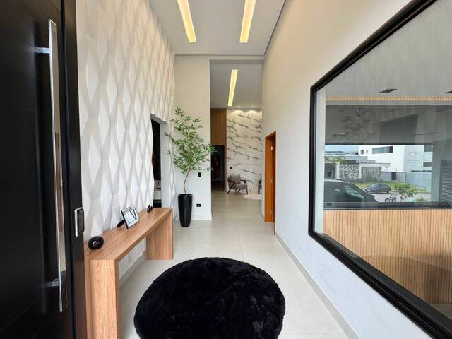 Casa para Venda em São José dos Campos - 4