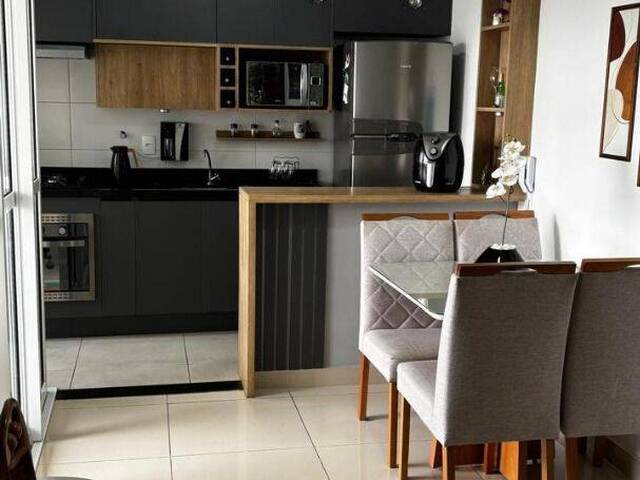 Apartamento para Venda em São José dos Campos - 2