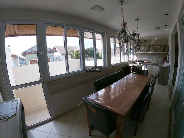 Sobrado para Venda em São José dos Campos - 3