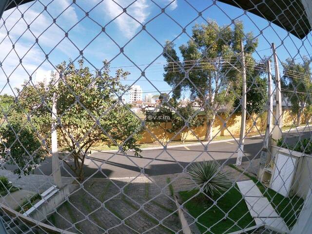 Sobrado para Venda em São José dos Campos - 5