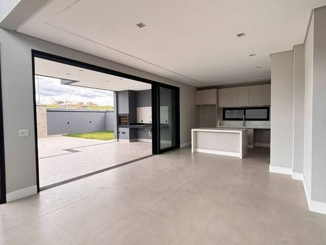 Sobrado para Venda em São José dos Campos - 5