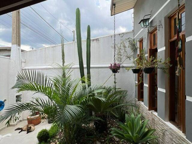 Casa para Venda em Jacareí - 5