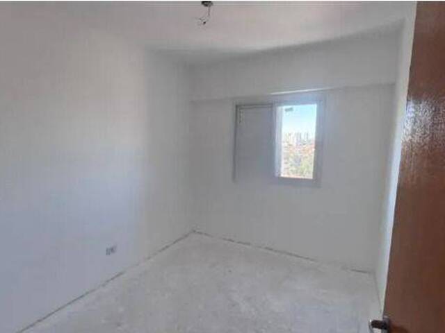 Apartamento para Venda em São José dos Campos - 4