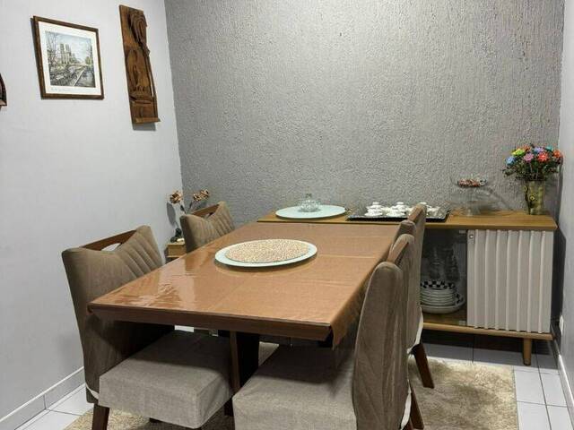 Apartamento para Venda em São José dos Campos - 3