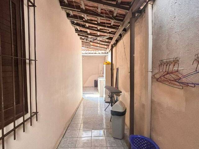 Casa para Venda em São José dos Campos - 5