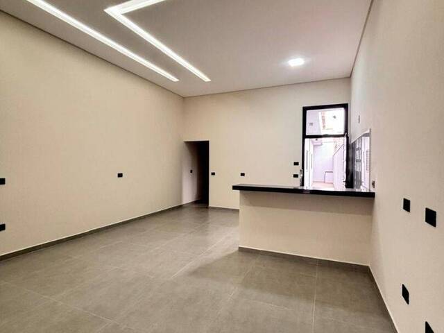 #CA0060 - Casa para Venda em São José dos Campos - SP - 1