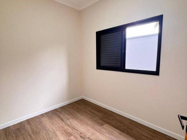 Casa para Venda em São José dos Campos - 5