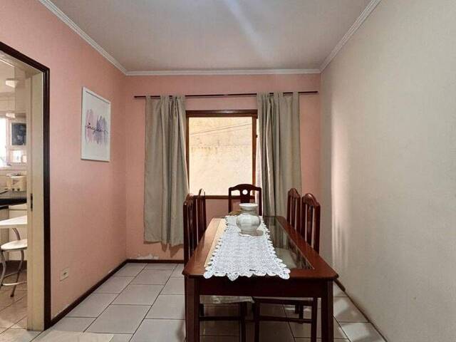 Sobrado para Venda em São José dos Campos - 5