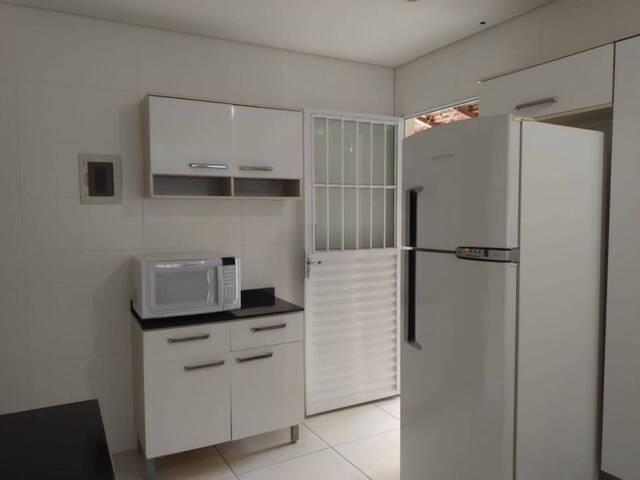 Casa para Venda em São José dos Campos - 4