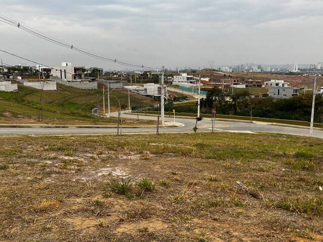 Terreno para Venda em São José dos Campos - 4