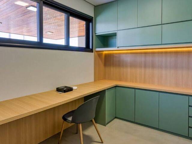 Casa para Venda em São José dos Campos - 3