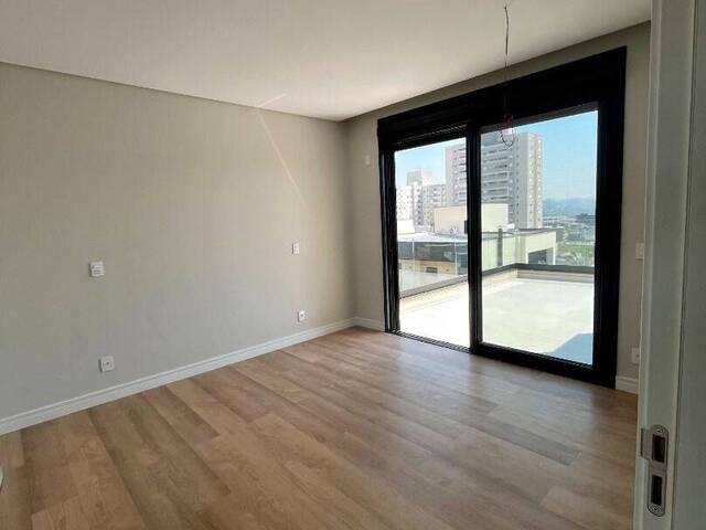 #CA0073 - Casa para Venda em São José dos Campos - SP - 2