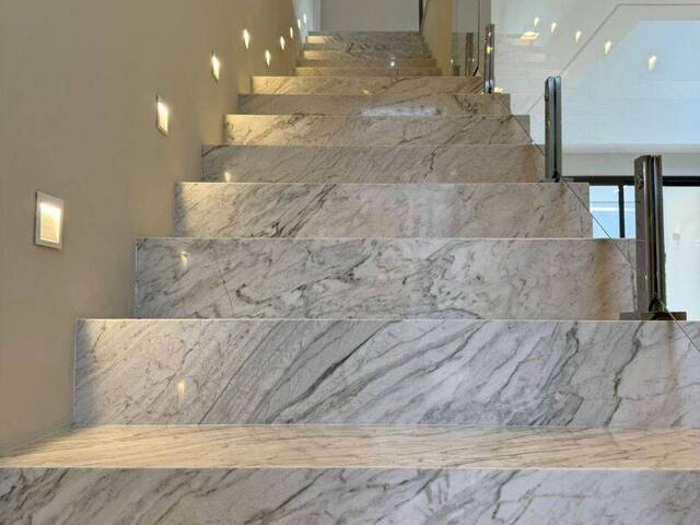 Casa para Venda em São José dos Campos - 4