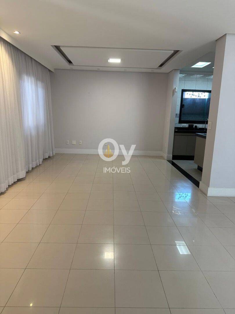 Sobrado com 3 dormitórios à venda, 121 m² por R$ 900.000 - Jardim América - São José dos Campos/SP