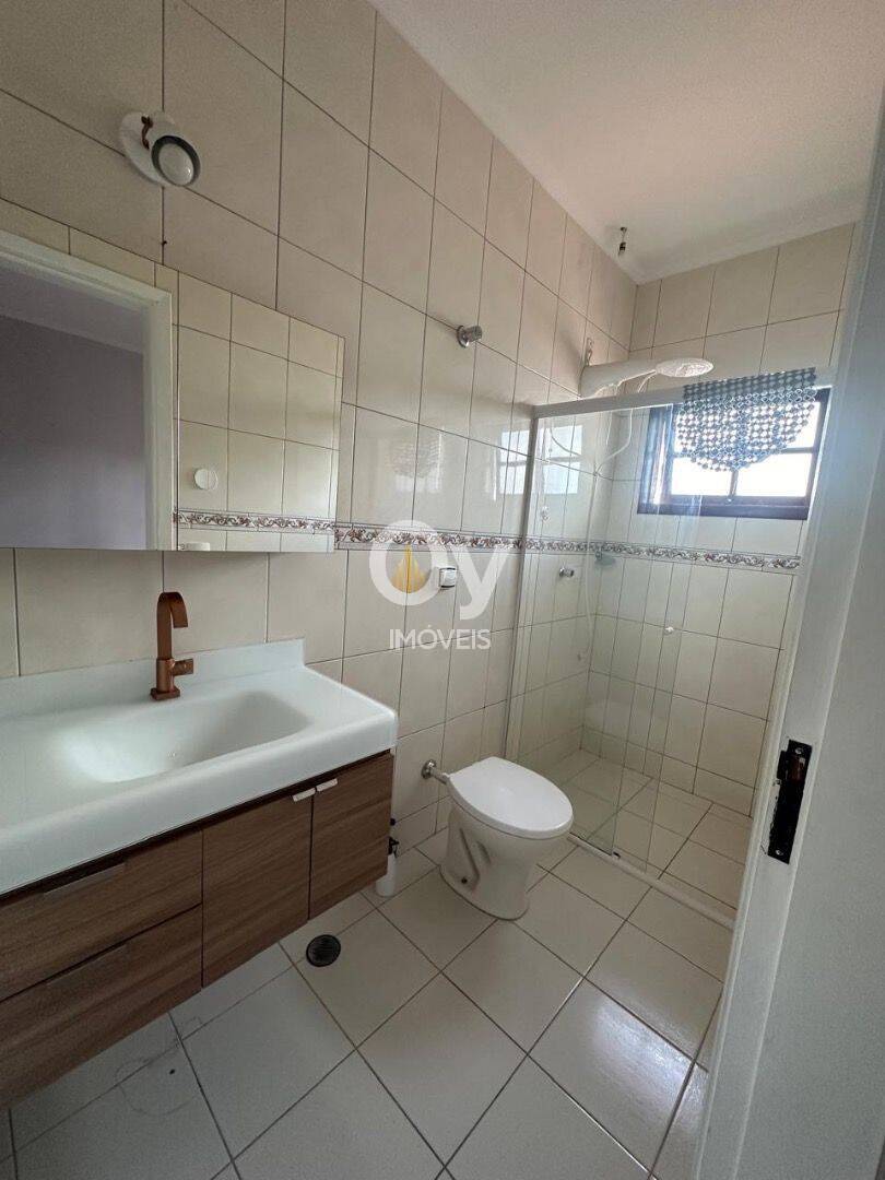 Sobrado com 3 dormitórios à venda, 121 m² por R$ 900.000 - Jardim América - São José dos Campos/SP