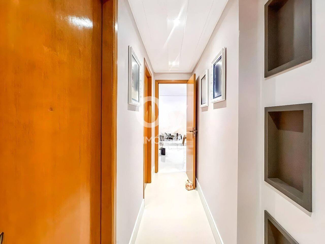Apartamento com 3 dormitórios à venda, 113 m² por R$ 1.170.000,00 - Pqe Res Aquarius - São José dos Campos/SP