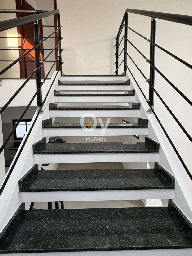 Sobrado com 4 dormitórios à venda, 240 m² por R$ 1.900.000,00 - Recanto dos Eucaliptos - São José dos Campos/SP